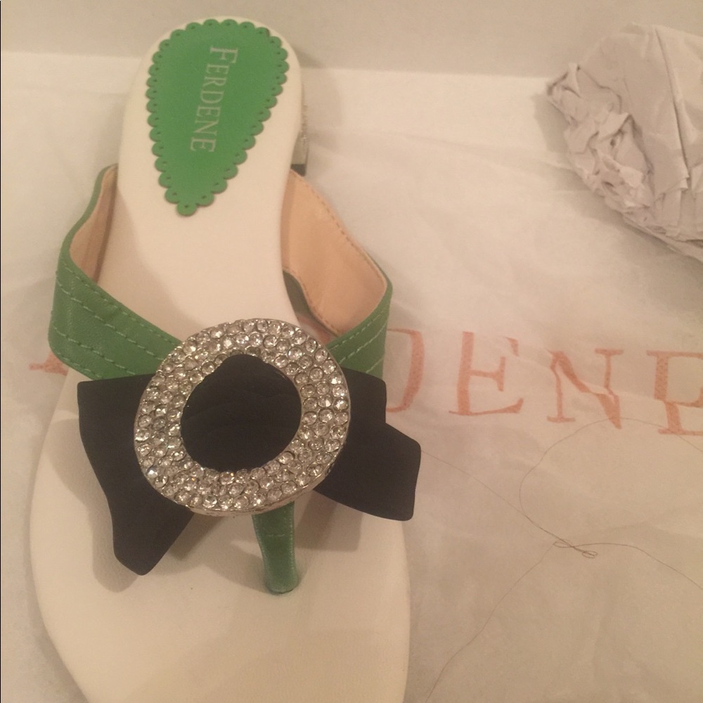 Authentic Ferdene - Picture 3 of 3